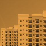 Solução de revestimento com argamassa projetada VS convencional (virada em obra)
